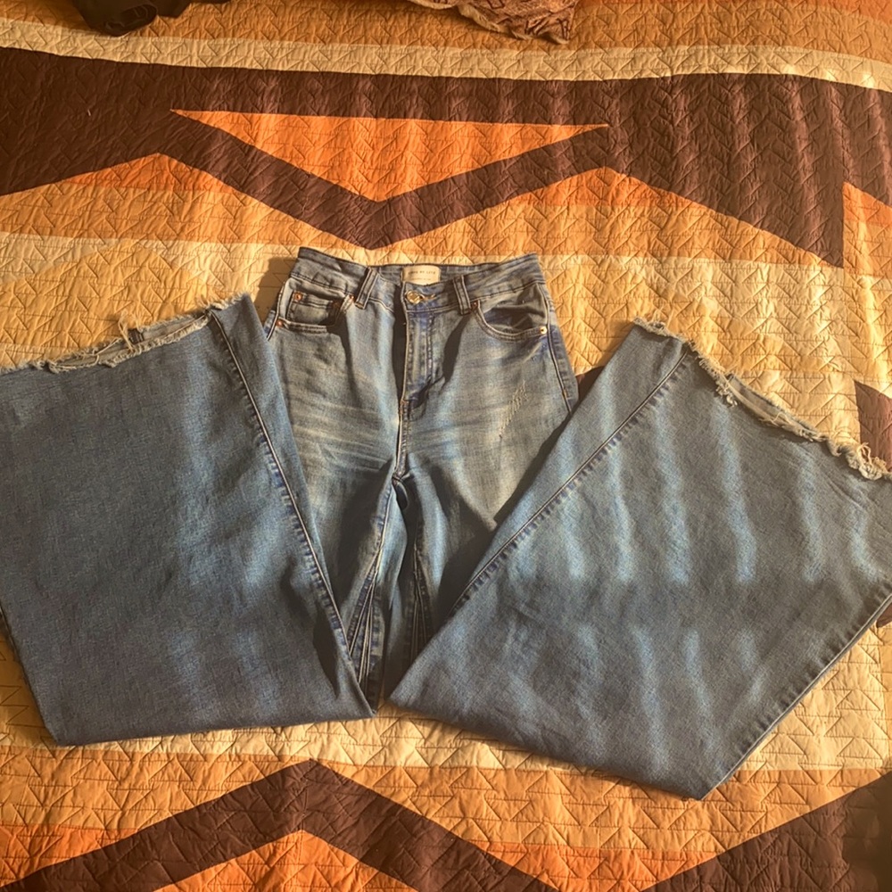 Wide leg jeans